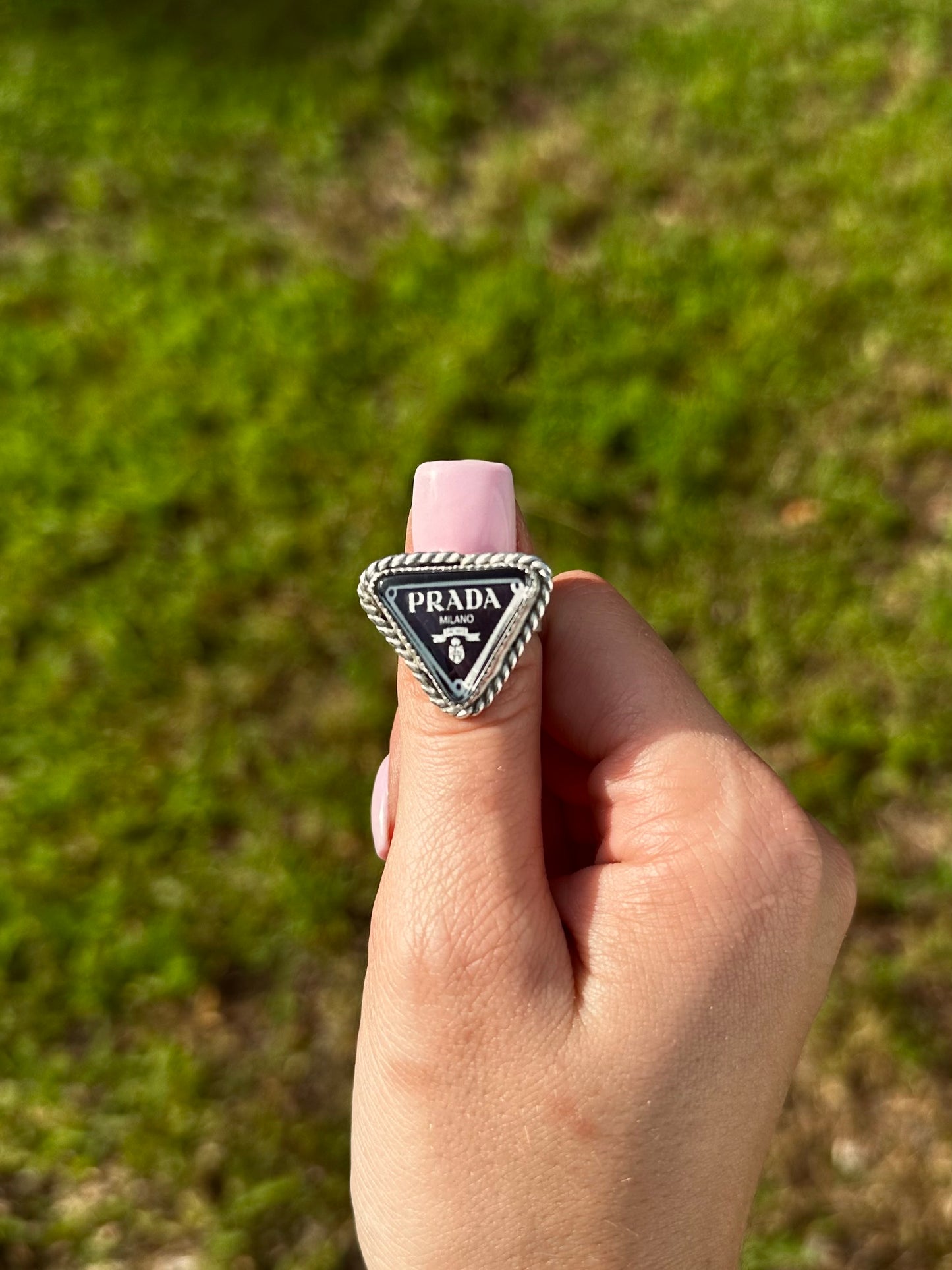 Adjustable designer ring
