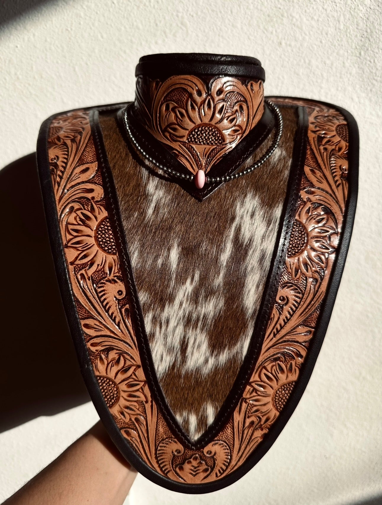 Pink conch accent choker