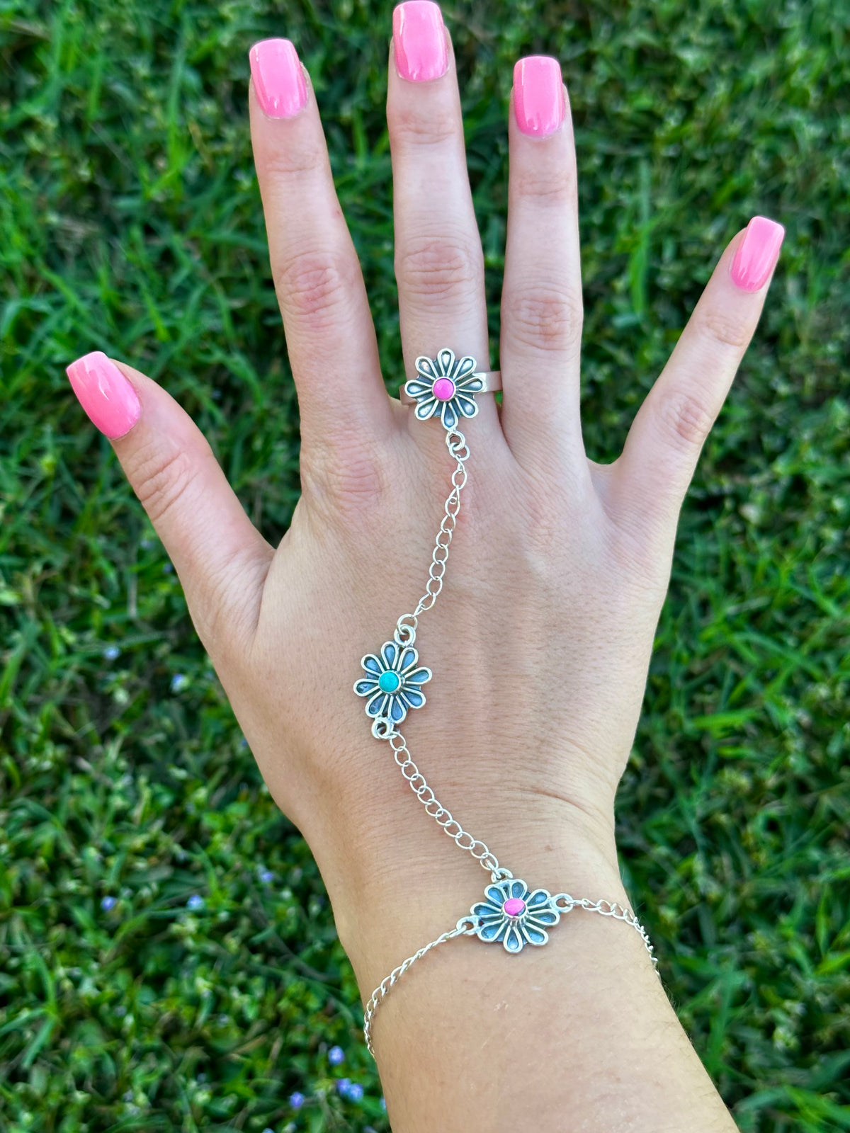Adjustable cotton candy flower hand chain