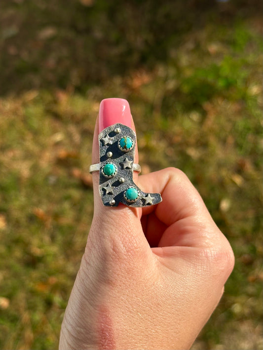 Adjustable turquoise boot ring