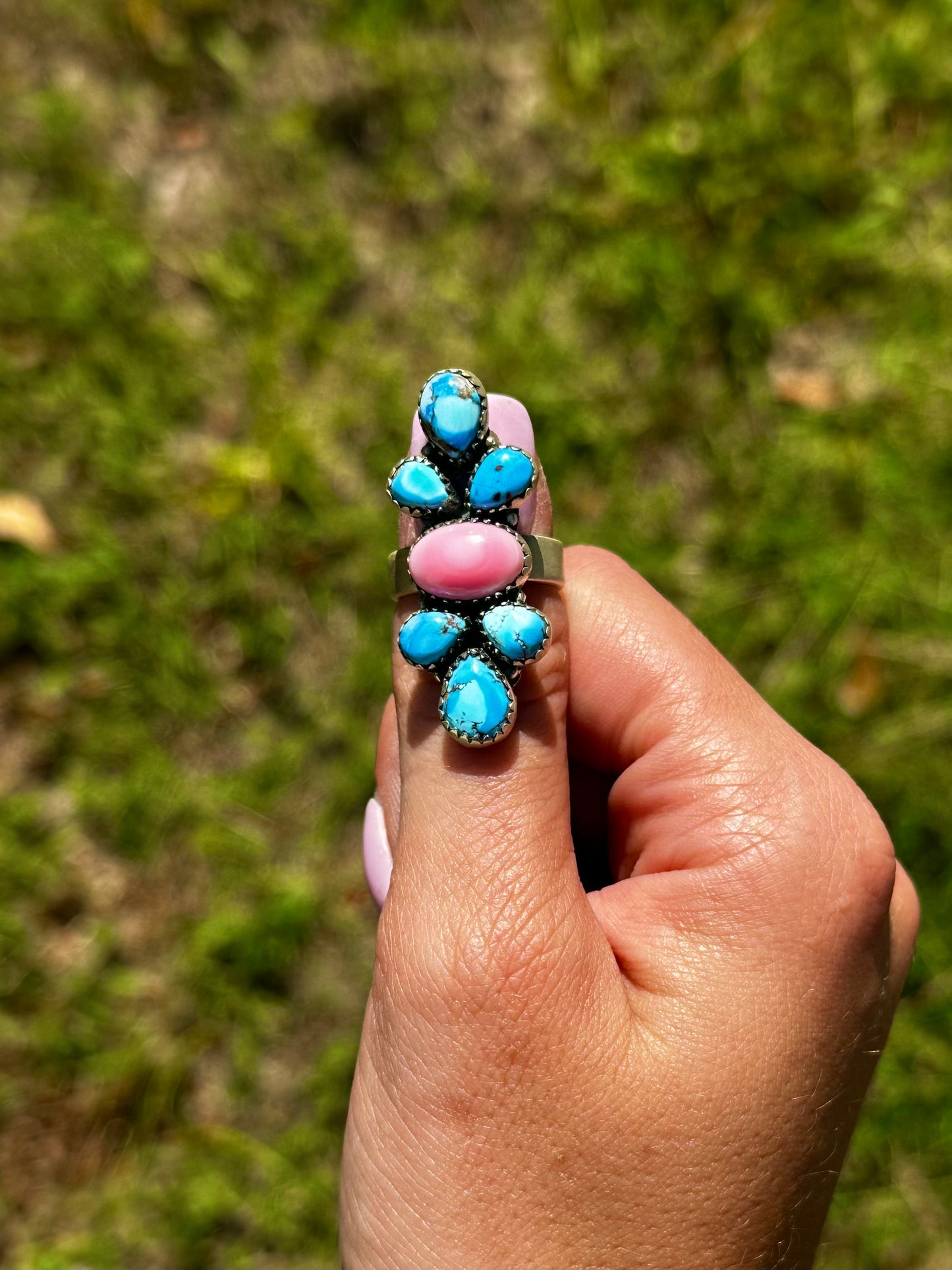 Adjustable golden hills & pink conch ring