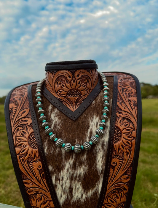 Graduated Pearl Necklace with Turquoise Accents