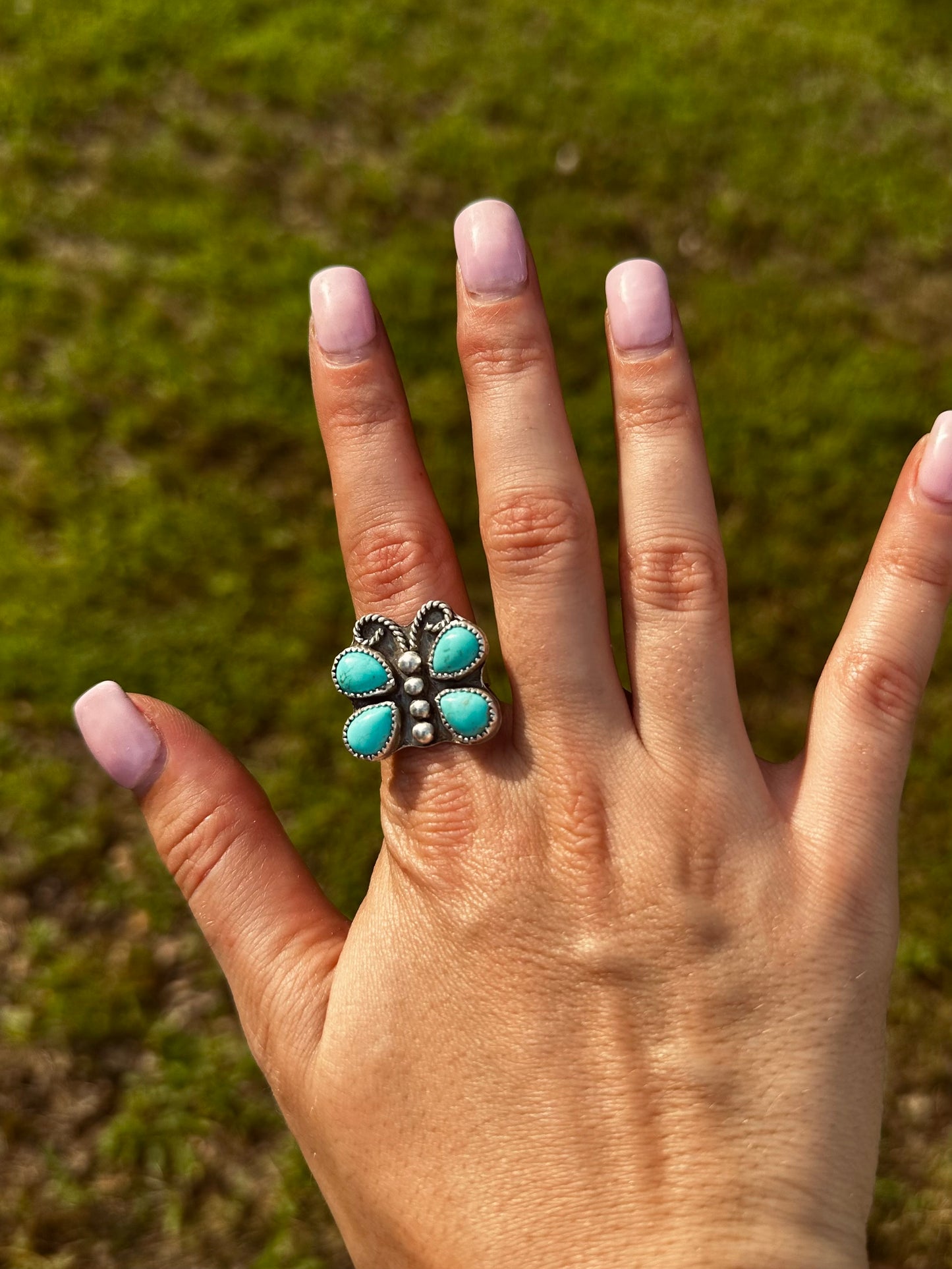 Adjustable kingman butterfly ring