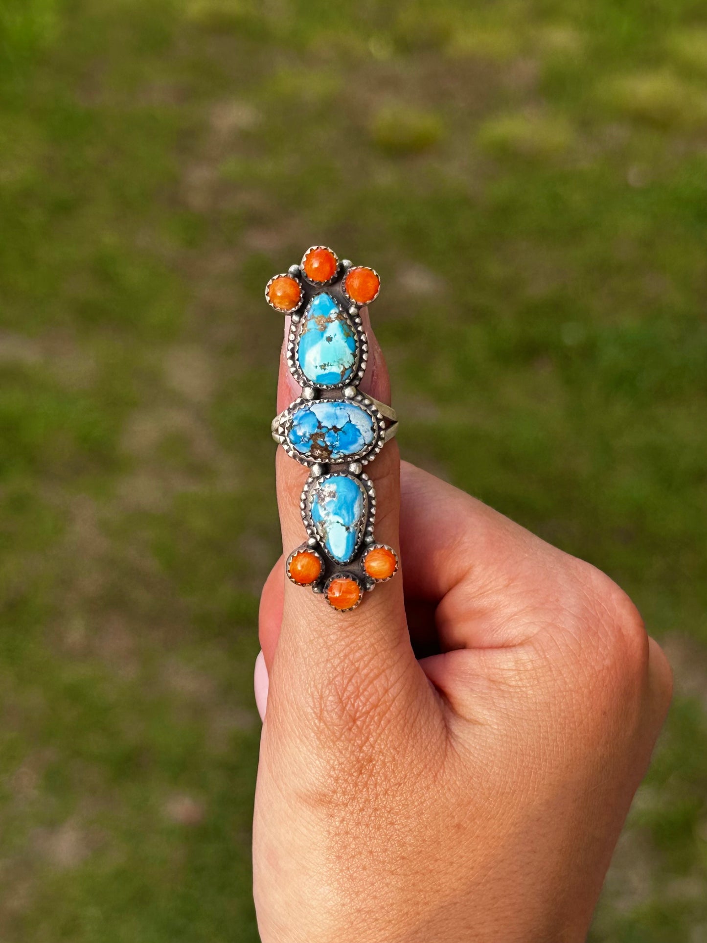 golden hills & Orange spiny | fits just under a size 7