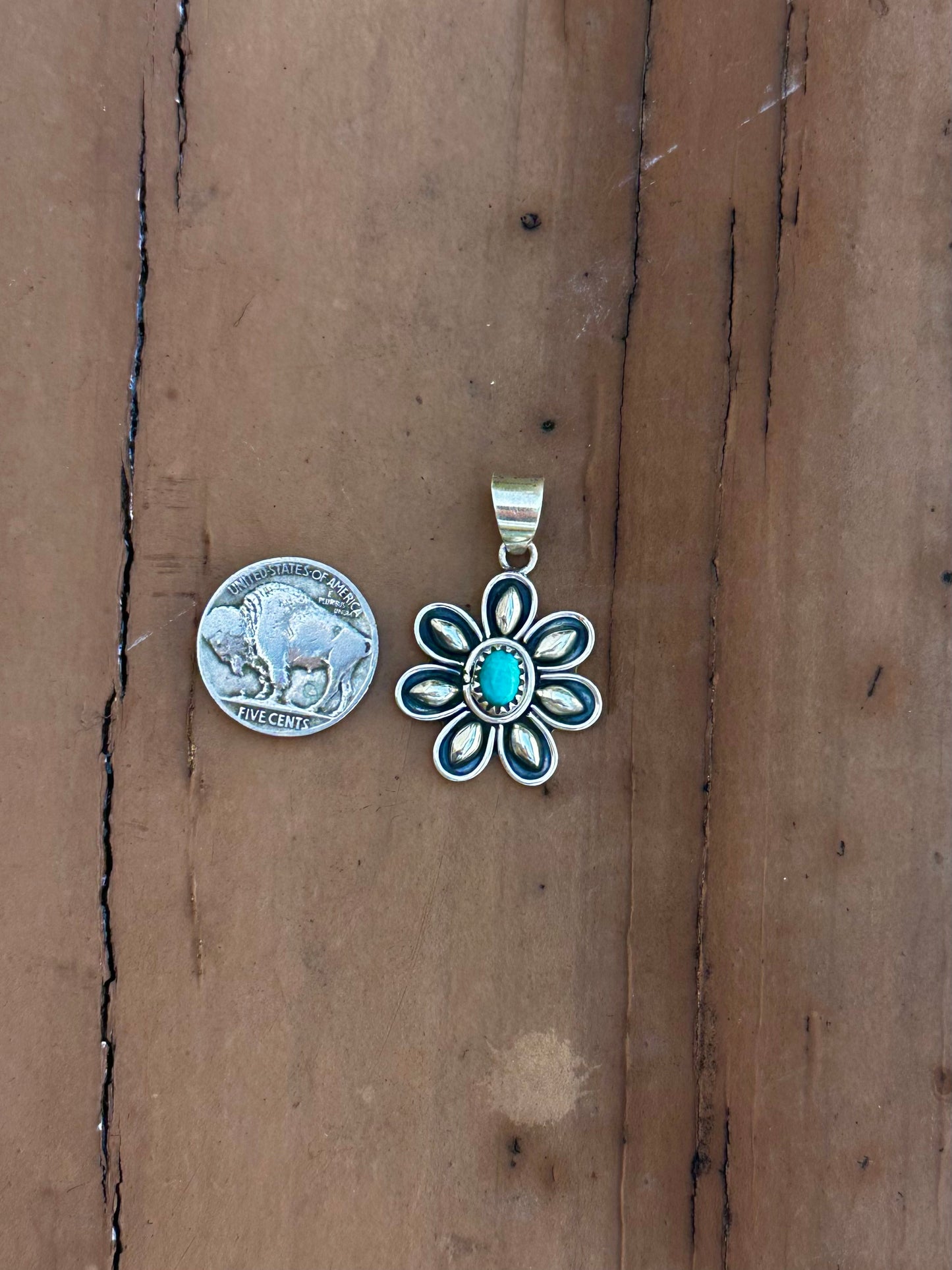 Flower pendant