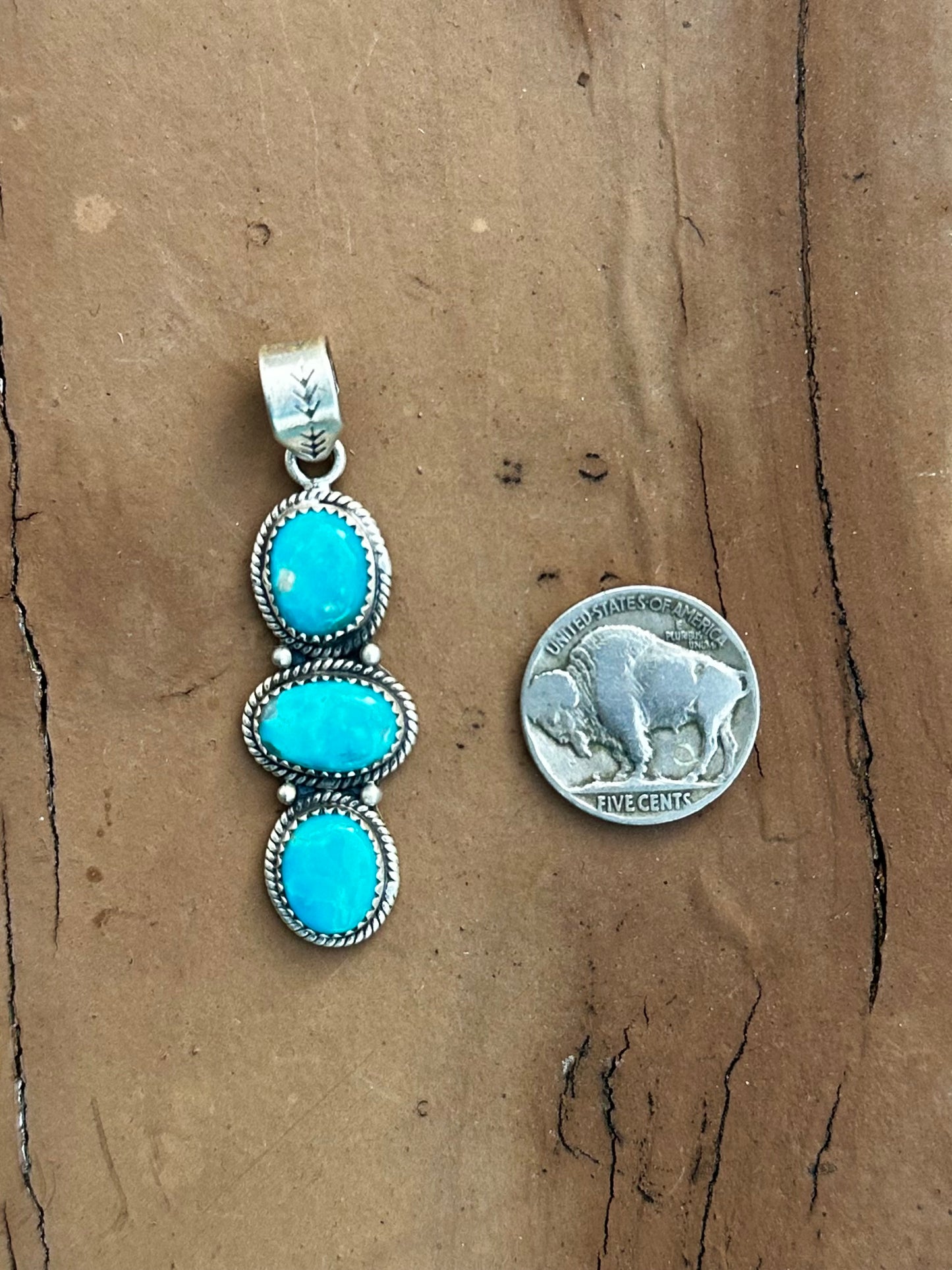 Kingman pendant