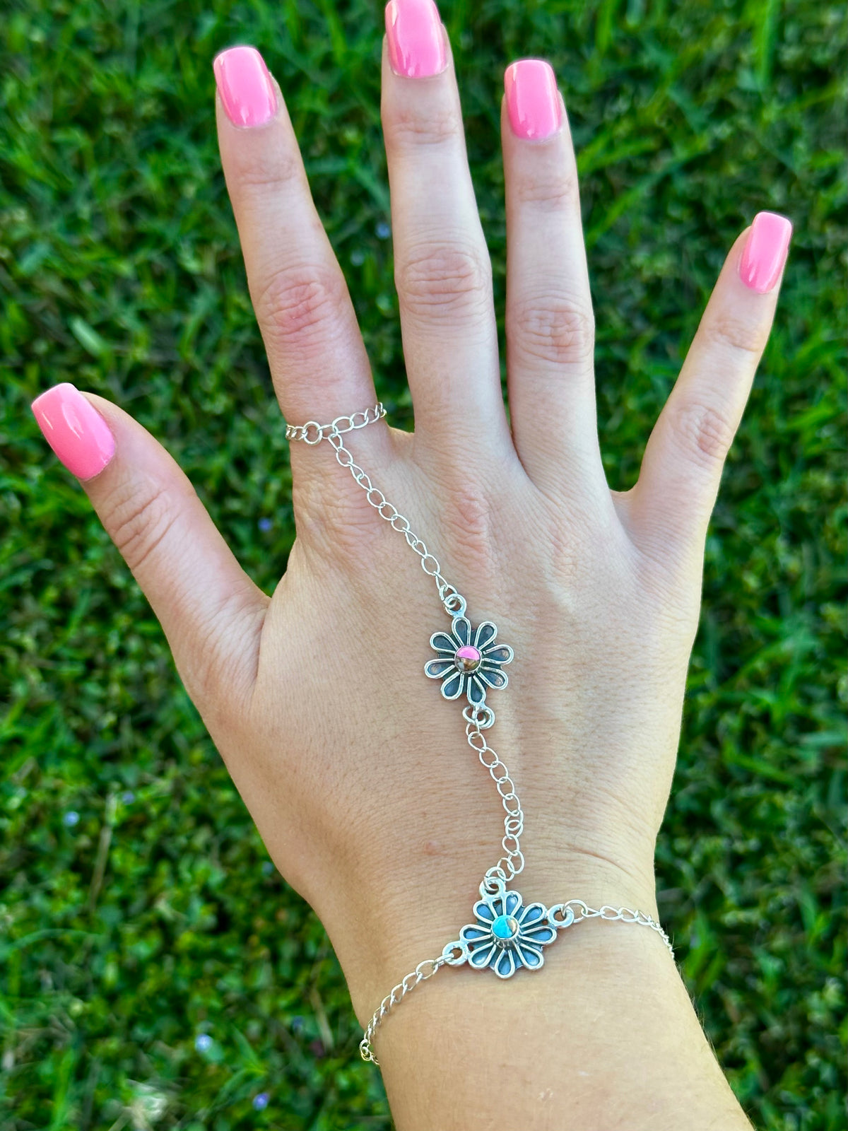 Cotton candy flower hand chain