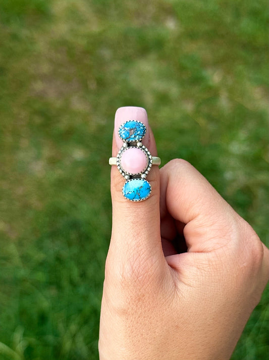 Adjustable Golden Hills & pink conch ring