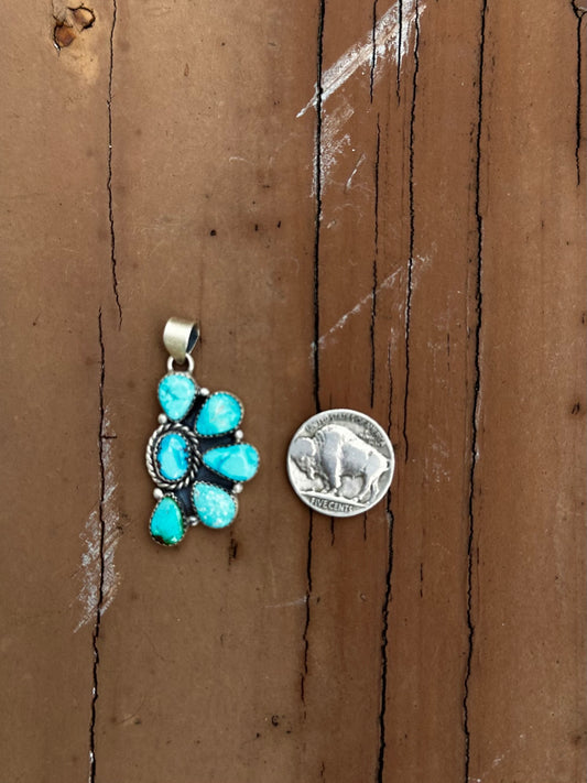 Half cluster pendant