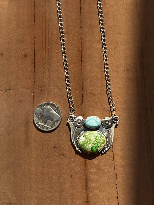 Jess Flower necklace