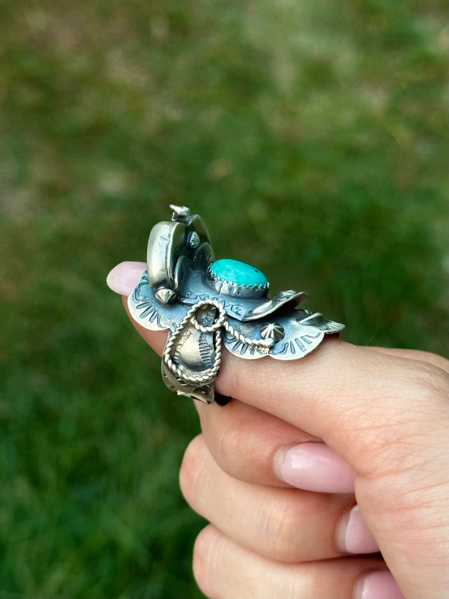 Adjustable Tim Yazzie Kingman Saddle ring