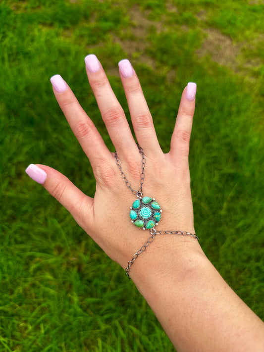 Kingman rose cluster hand chain