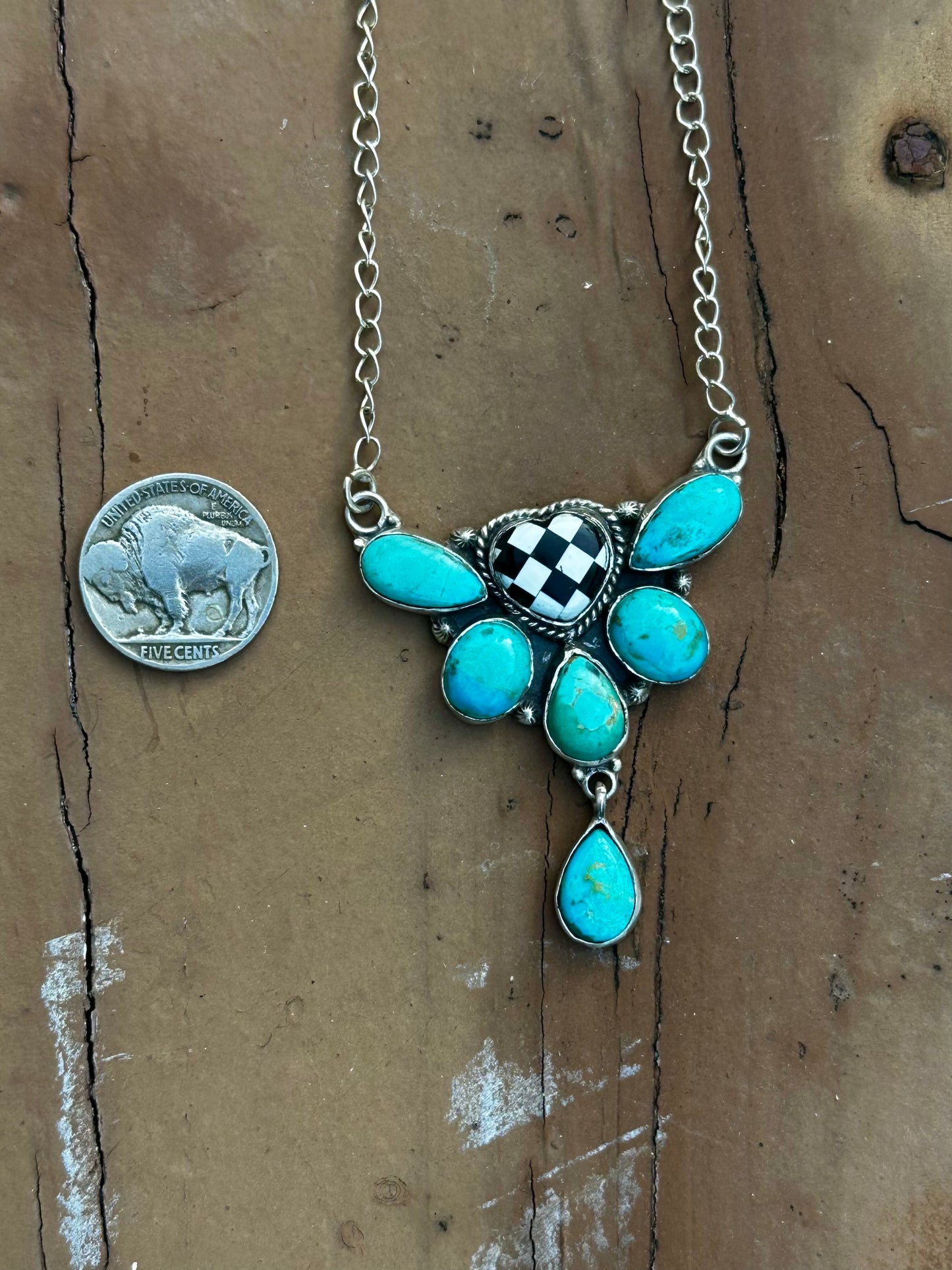 Kingman checkered heart necklace