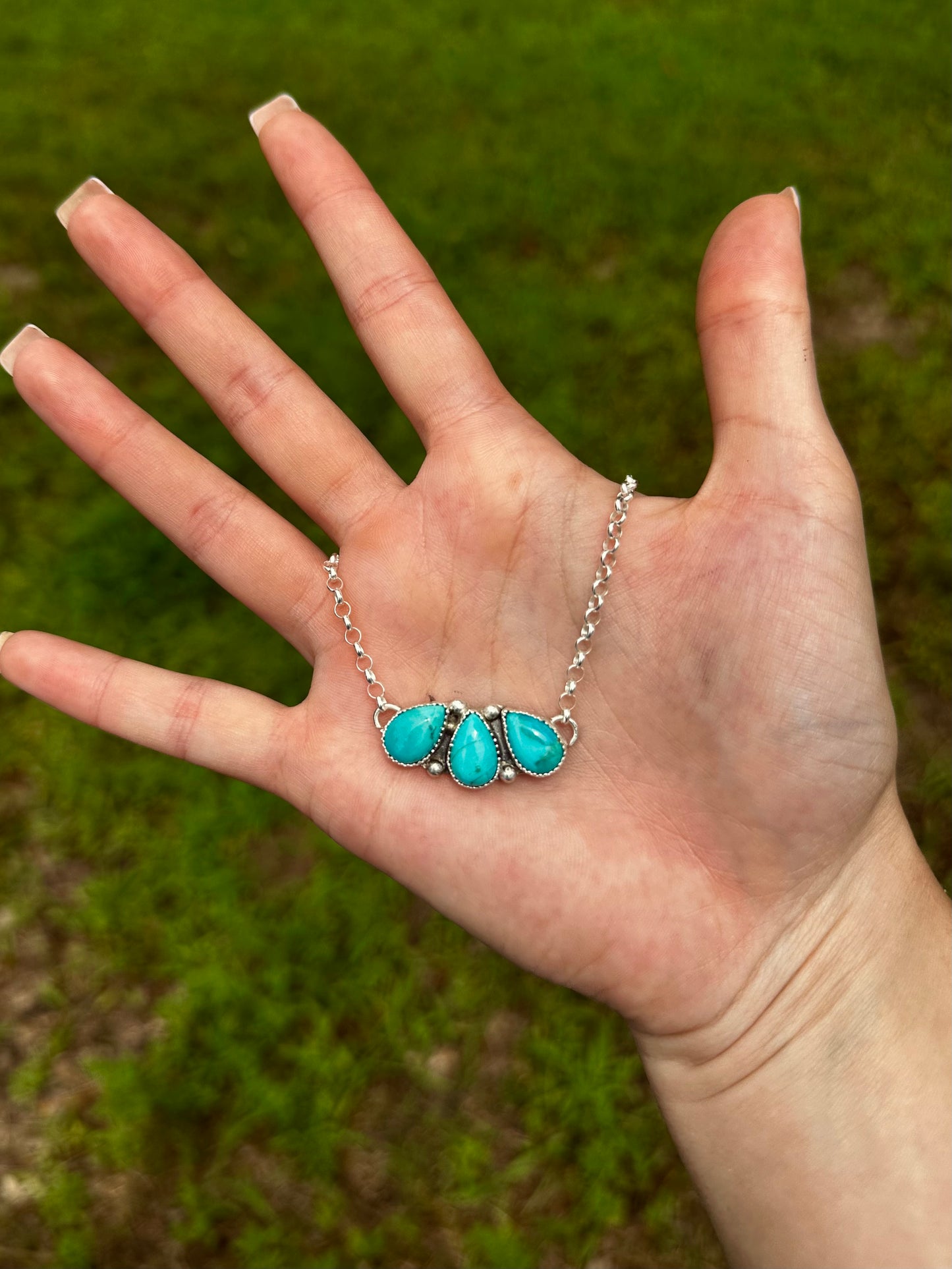 3 stone necklace