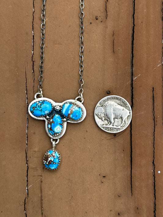 Golden hills necklace